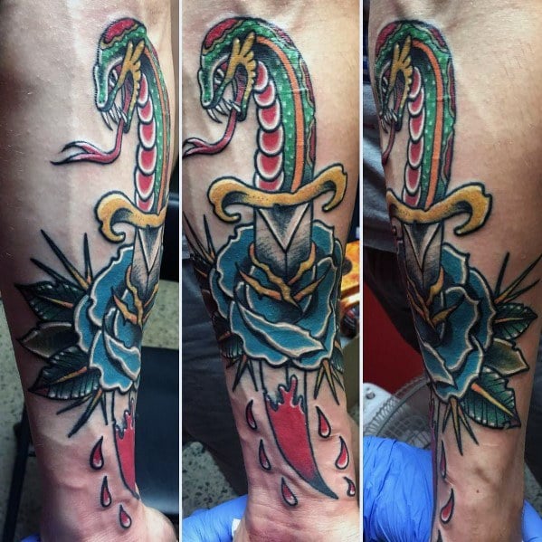 tatuaje serpiente y daga 03