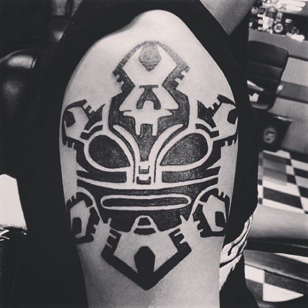 tatuaje sol tribal 25