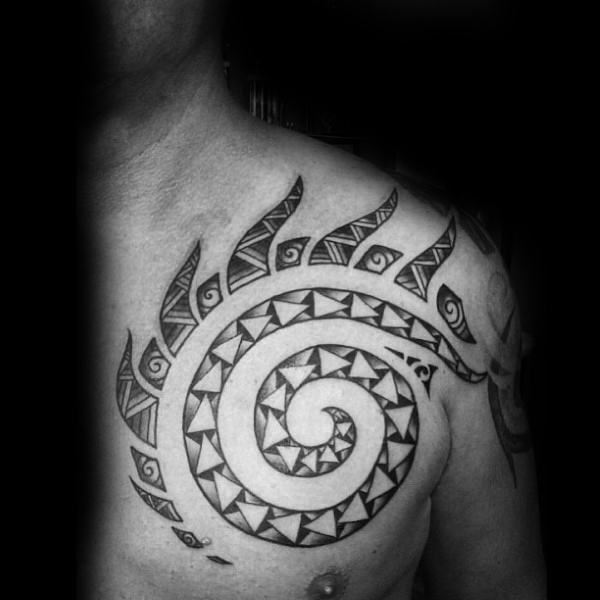 tatuaje sol tribal 31