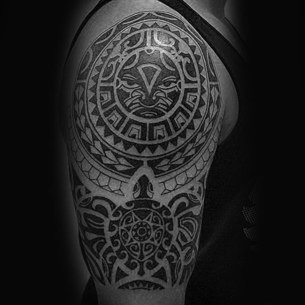 tatuaje sol tribal 43