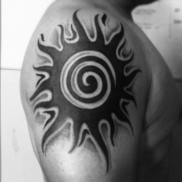 tatuaje sol tribal 83