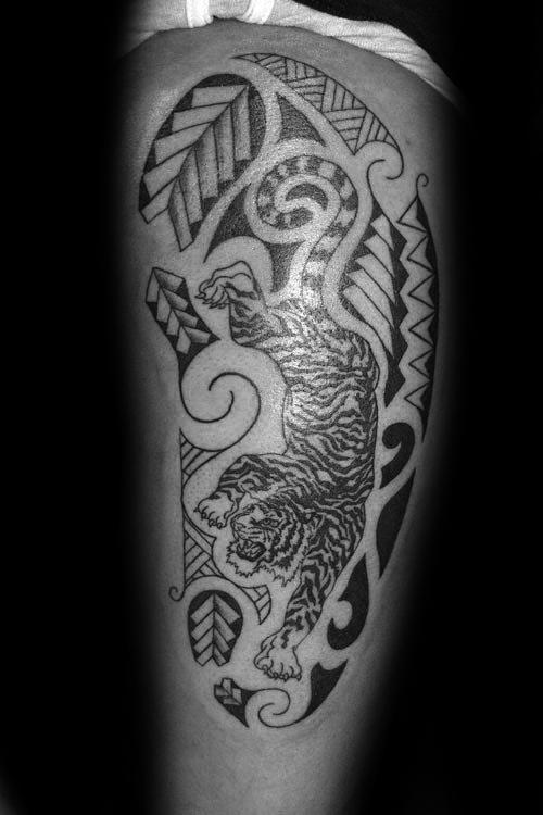 tatuaje tigre tribal 43