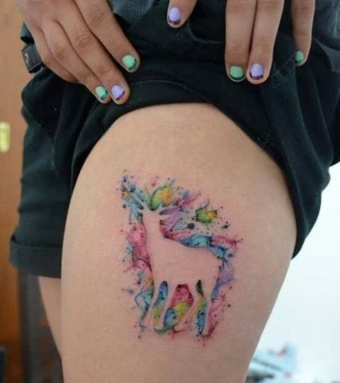 tatuaje ciervo mujer 139