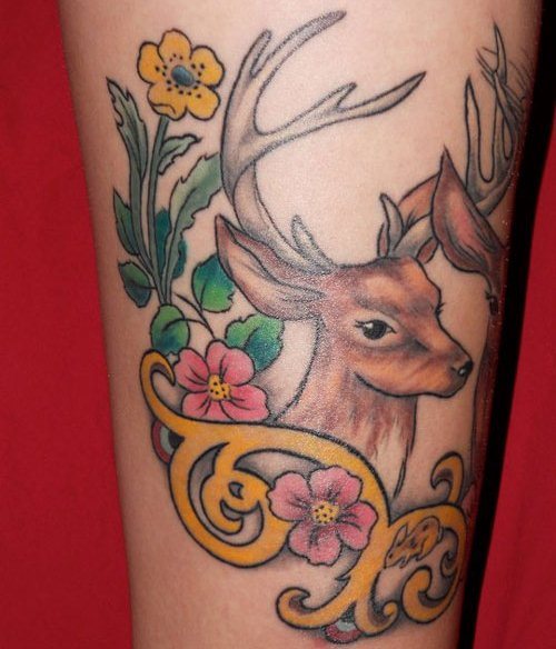 tatuaje ciervo mujer 73