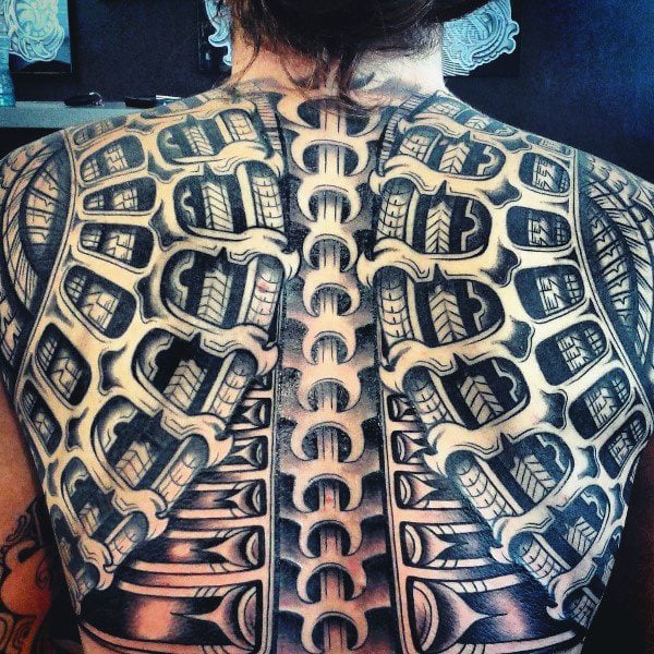 tatuaje tribal espalda 01