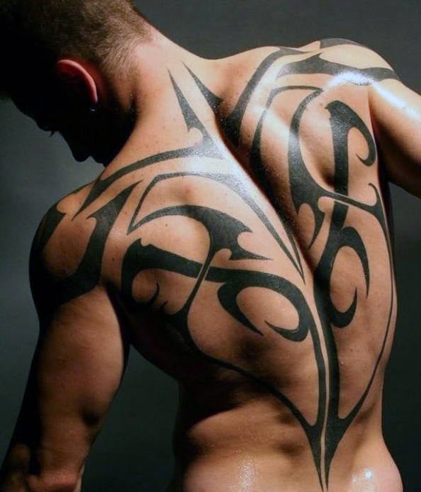 tatuaje tribal espalda 11