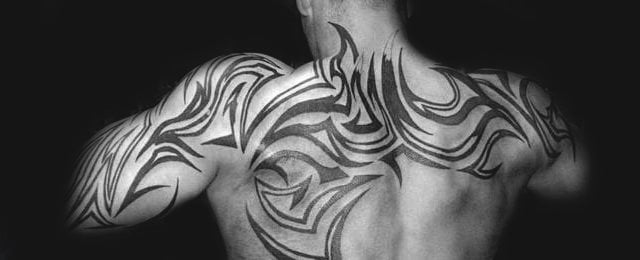 tatuaje tribal espalda 79